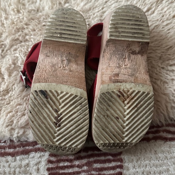 Kid's Lotta's Leather Mary Jane Clogs - Cherry Red - EU 28 - Picture 2 of 4